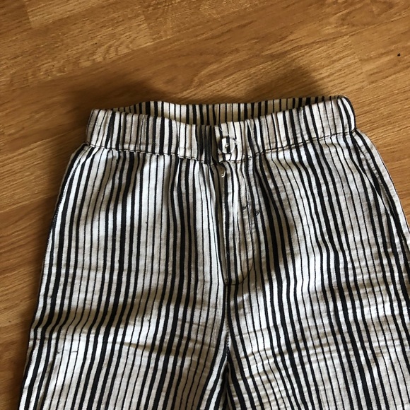 Black and white Brandy Melville pants - Picture 3 of 3